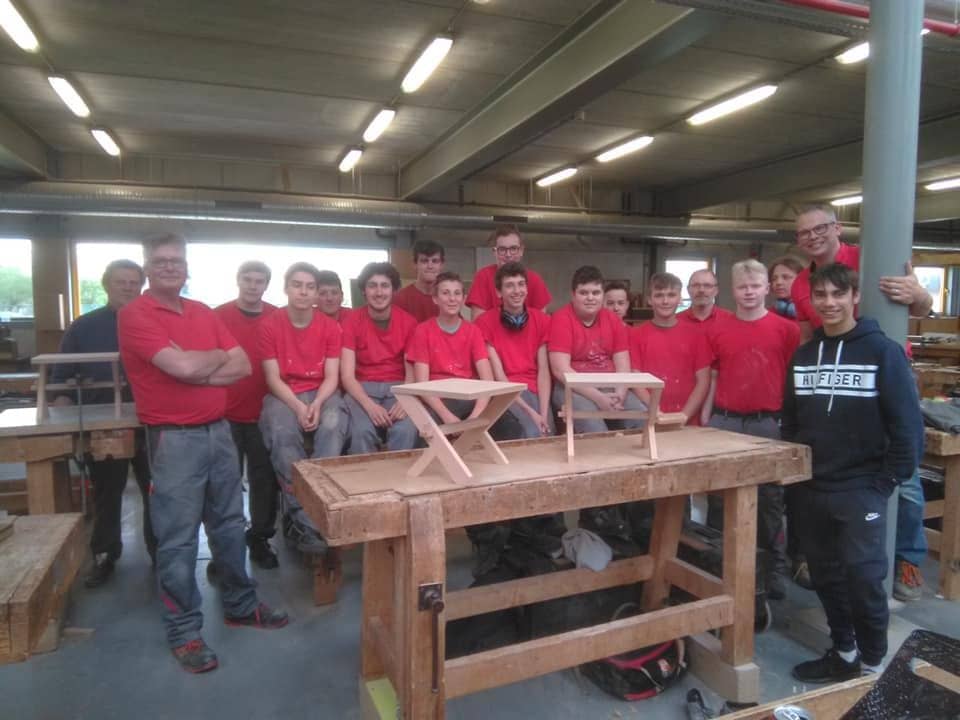 4HB & 4HT nemen deel aan de houtproef